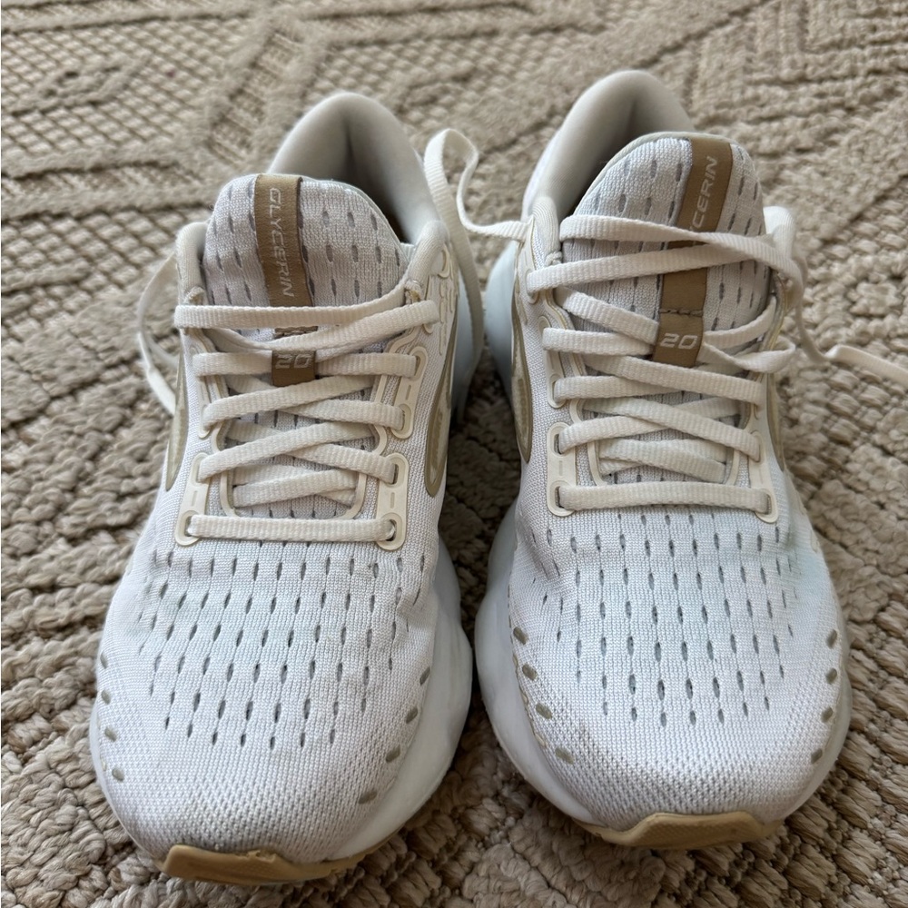 Brooks Glycerin White and Tan Women's Athletic Running Shoes